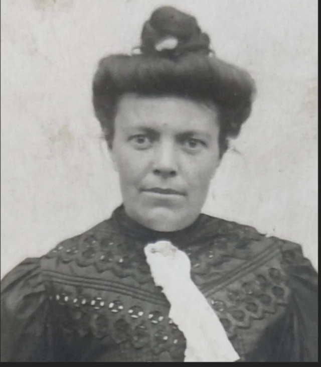Portrait ancien d’Elisa Maria Mortier