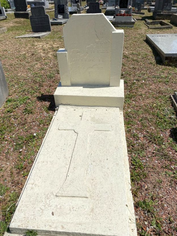 Tombe de Joseph Gaspart Lebon au cimetière de Marbais